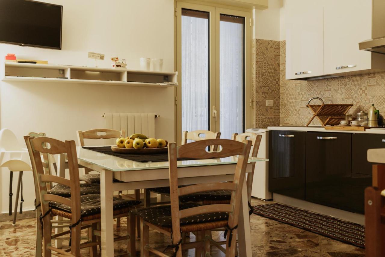 Un Appartamento Al Mare Monopoli Exterior foto